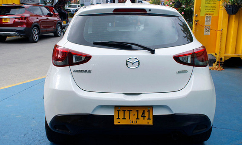 Mazda 2 Skyactiv Mt ...