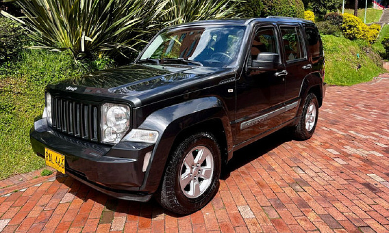 Jeep Cherokee 3.7 Sp...