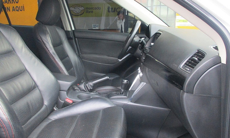 Mazda Cx-5  4X4 2000...