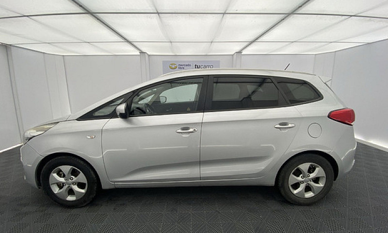 Kia Carens 2.0 Suv E...