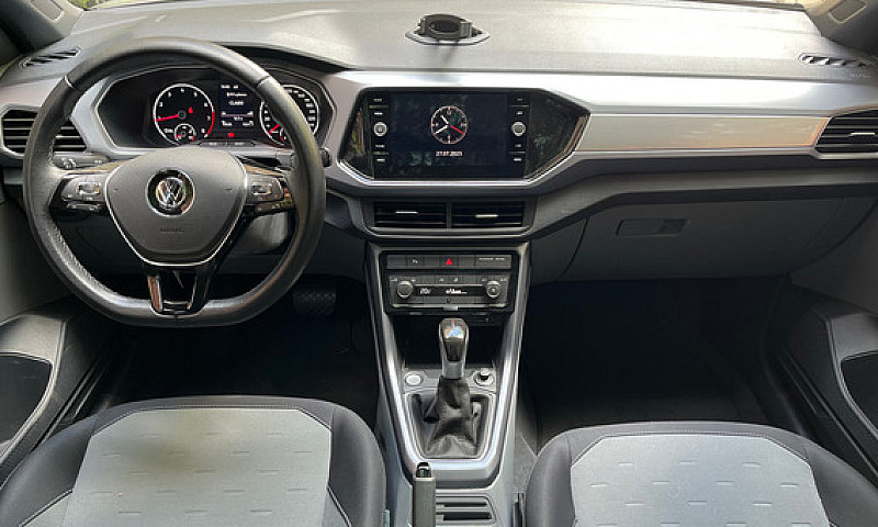 Volkswagen T-Cross 1...