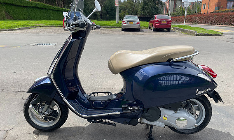 Vespa Primavera 150C...