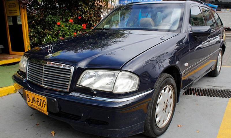 Mercedes-Benz C 240 ...