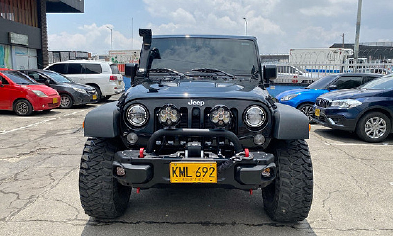 Jeep Wrangler Unlimi...