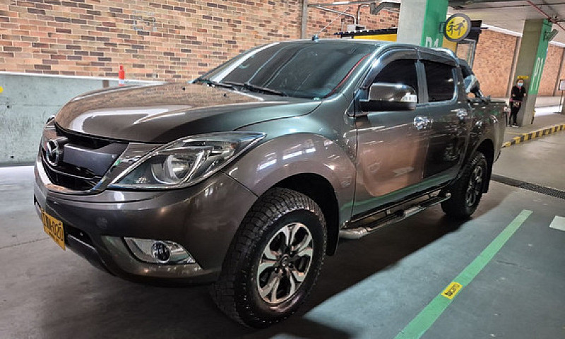 Mazda Bt50 3.2 T. Al...