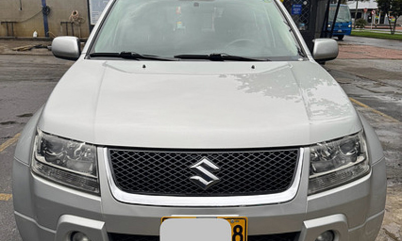 Suzuki Grand Vitara ...