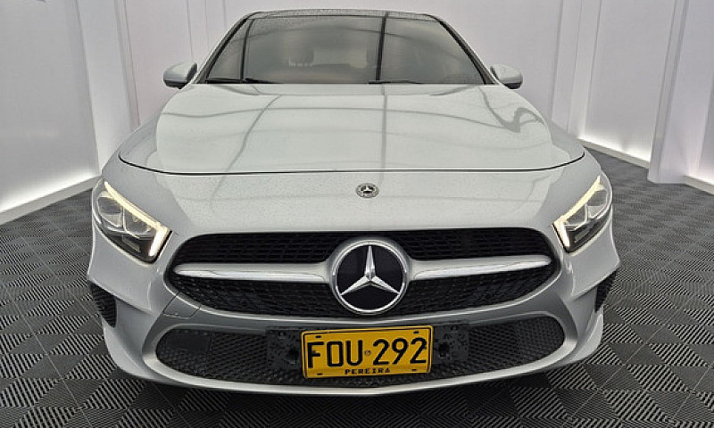 Mercedes Benz A 200 ...