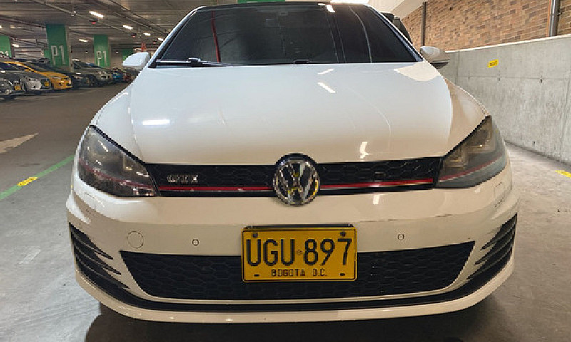 Volkswagen Golf 2.0 ...