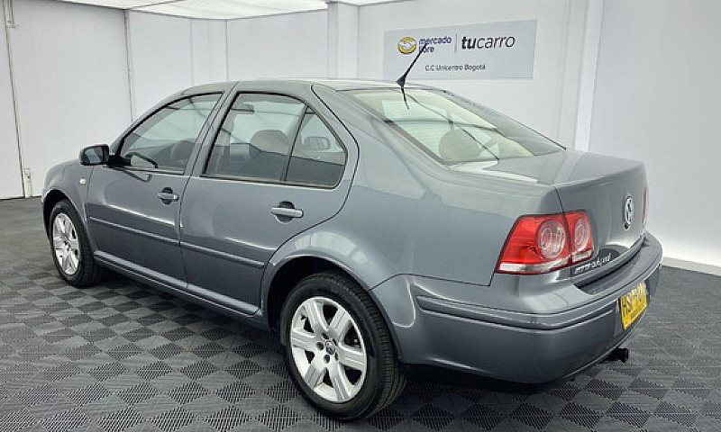 Volkswagen Jetta 2.0...