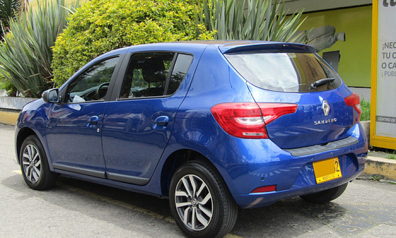 Renault Sandero 1.6 ...
