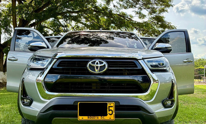 Toyota Hilux 4.0...