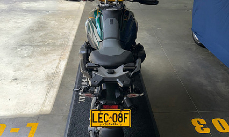 Gs 1300 R...