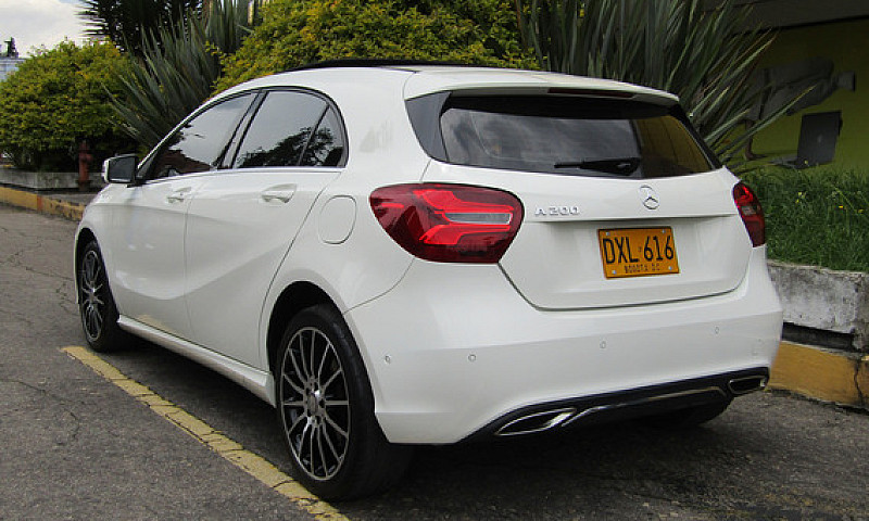 Mercedes-Benz Clase ...