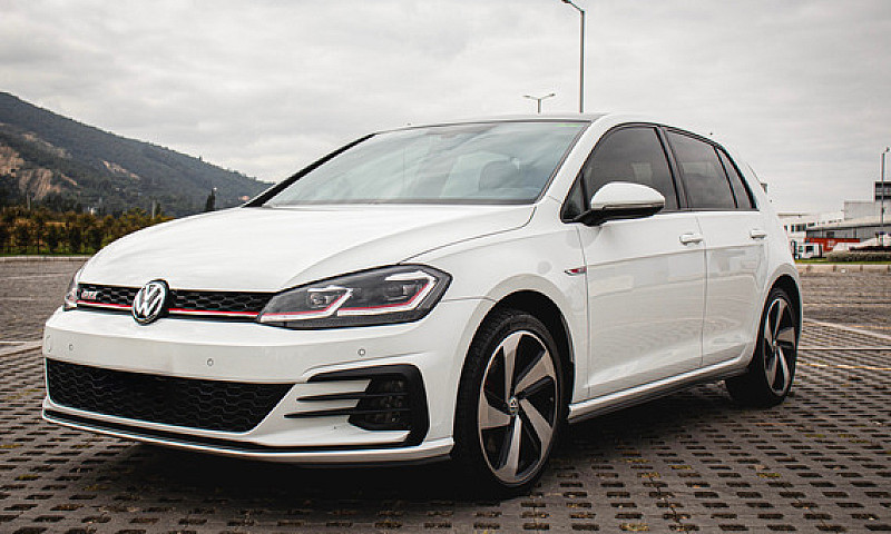 Volkswagen Golf 2.0 ...