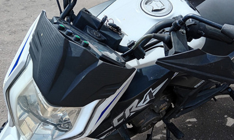 Se Vende Moto Akt Cr...