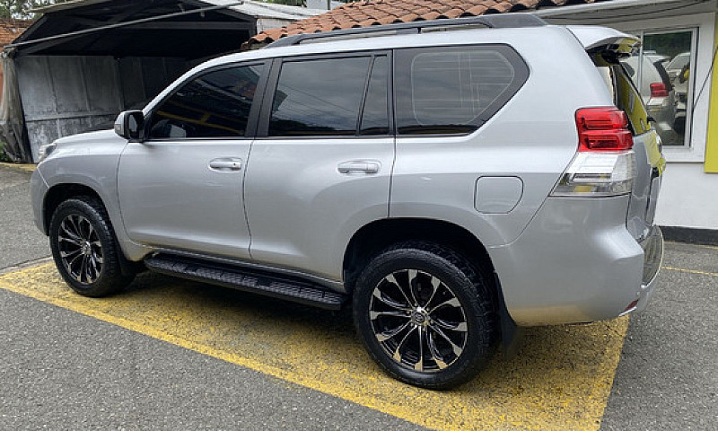 Toyota Prado 4.0 Tx-...