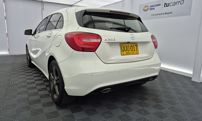 Mercedes-Benz Clase ...
