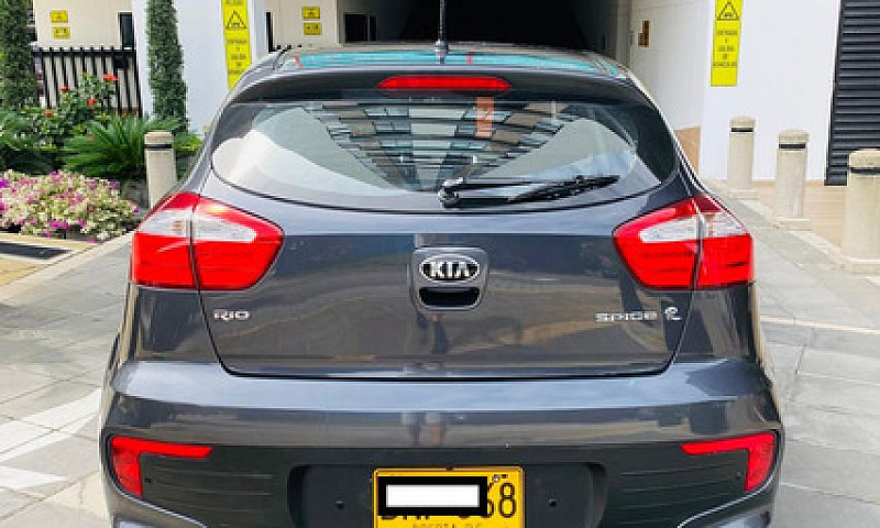 Kia Rio Spice R 1.4...