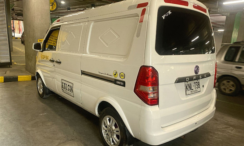 Dfsk Eq5025 Van Carg...