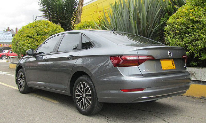 Volkswagen Jetta 1.4...
