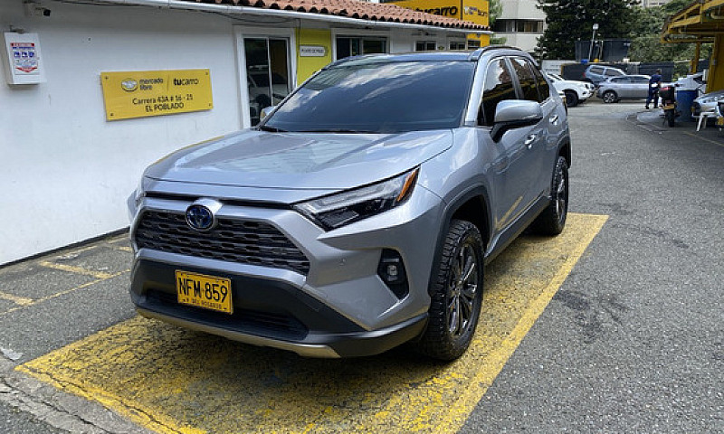Toyota Rav4 2.5 Limi...