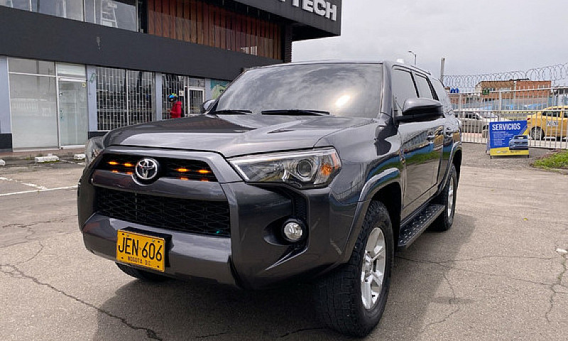 Toyota 4Runner 4.0 S...