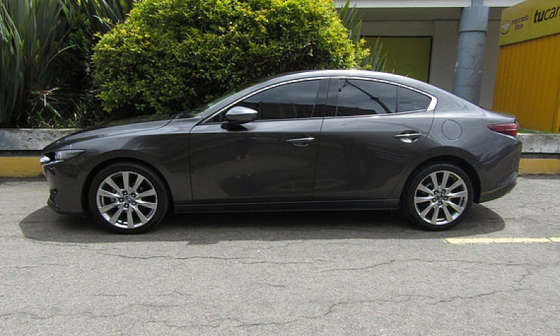 Mazda 3 2.0 Grand To...