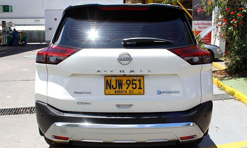 Nissan X-Trail 1.5 E...