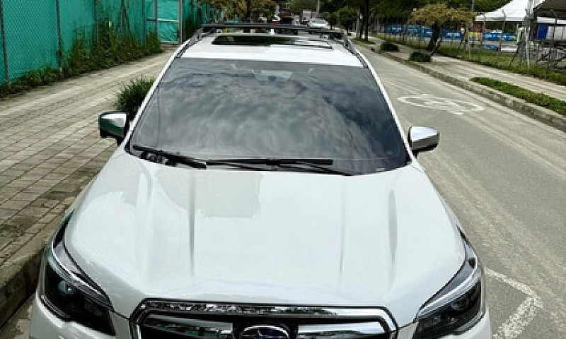 Subaru Forester 2.0 ...