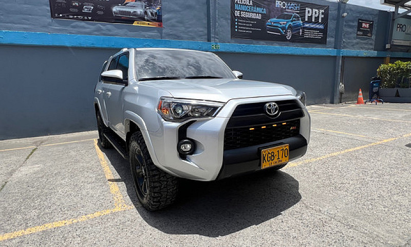 Toyota 4Runner 4.0 4...