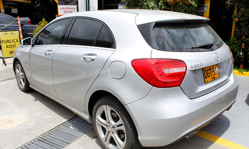 Mercedes Benz Clase ...