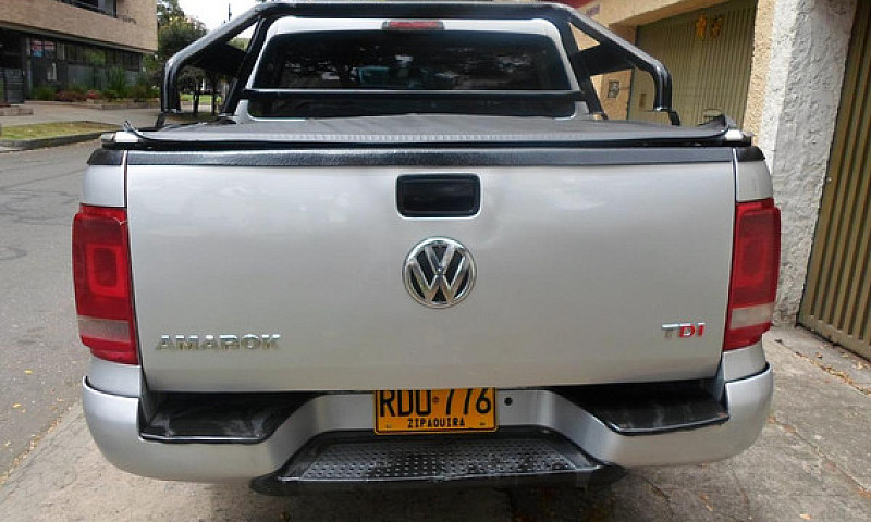 Volkswagen Amarok Em...