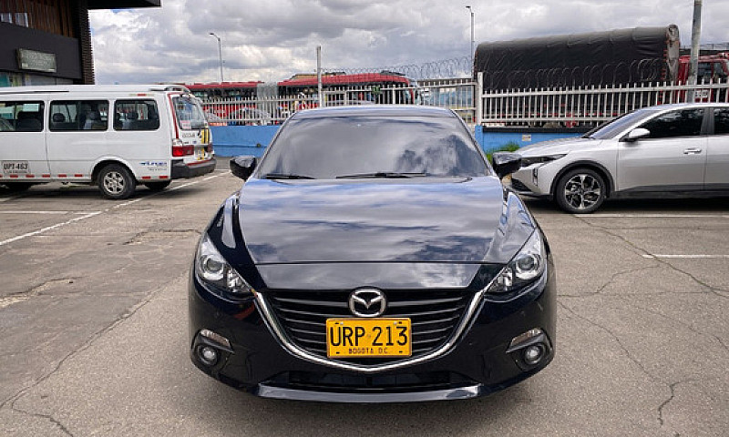 Mazda 3 2.0 Touring...