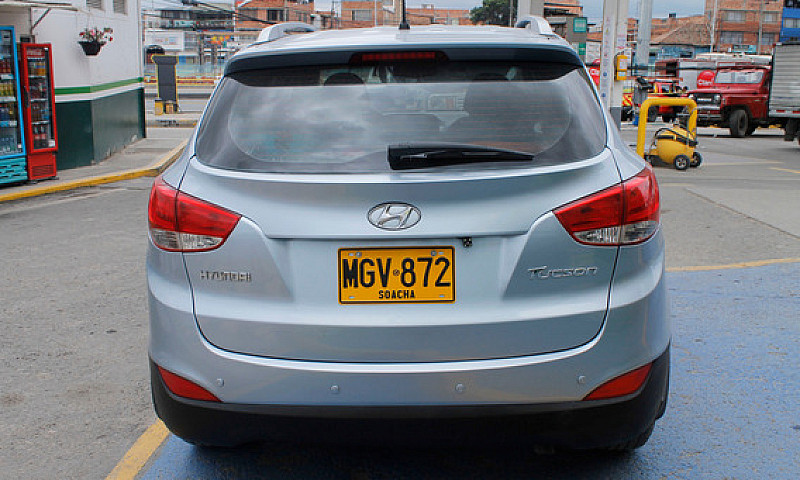 Hyundai Tucson Ix-35...