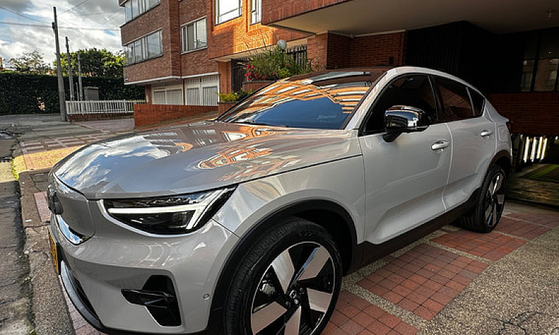 Volvo Ec40 Recharge ...