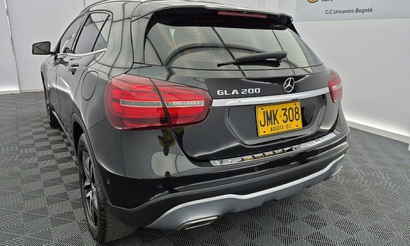 Mercedes-Benz Gla 20...