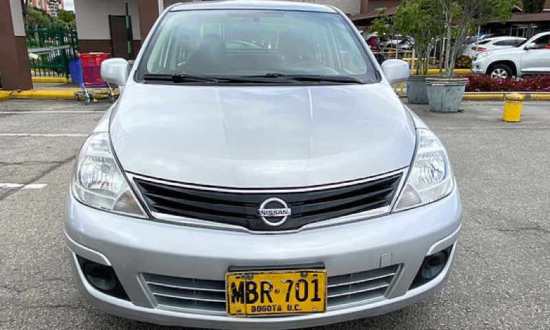 Nissan Tiida 1.8 Mii...