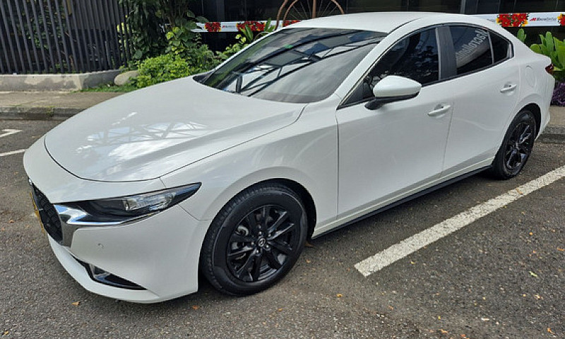 Mazda 3 2.0 Touring ...