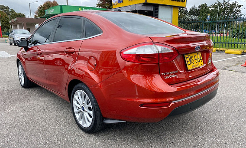 Ford Fiesta 1.6 Tita...