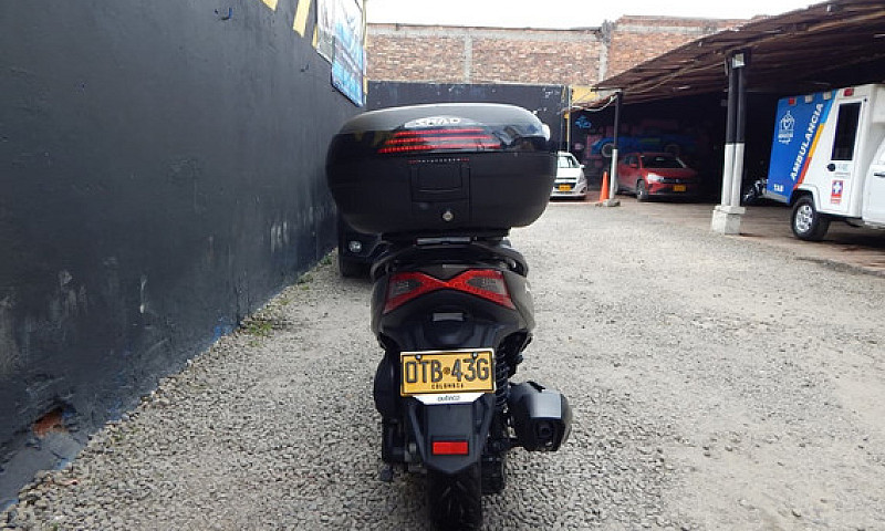 Kymco X-Town 300...