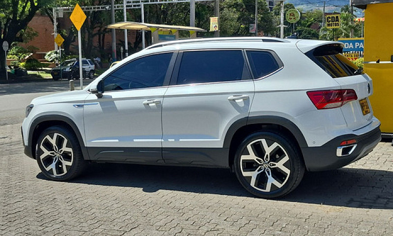 Volkswagen Taos 1.4 ...