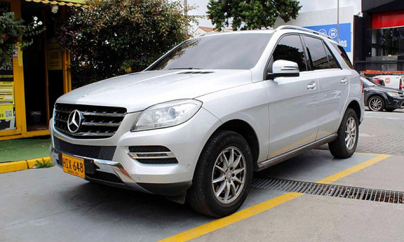 Mercedes-Benz Ml 250...
