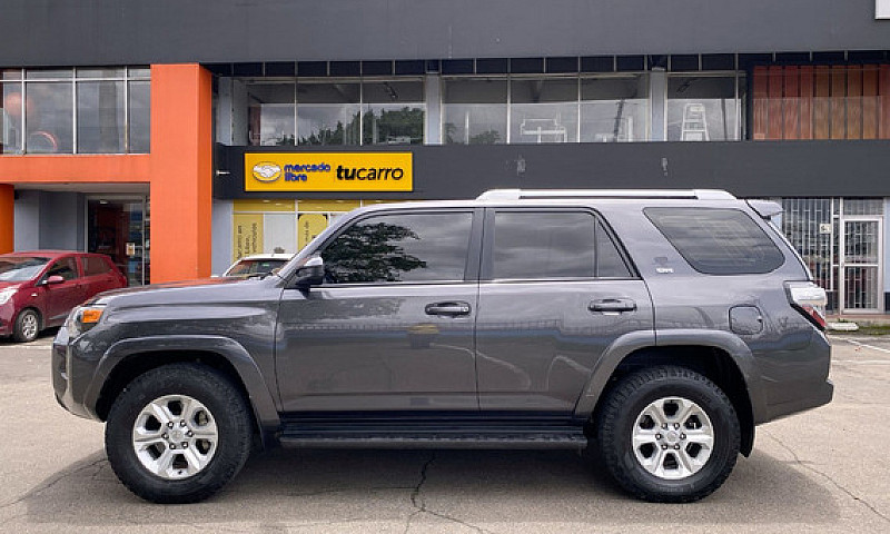 Toyota 4Runner 4.0 S...