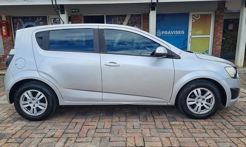 Chevrolet Sonic 1.6C...