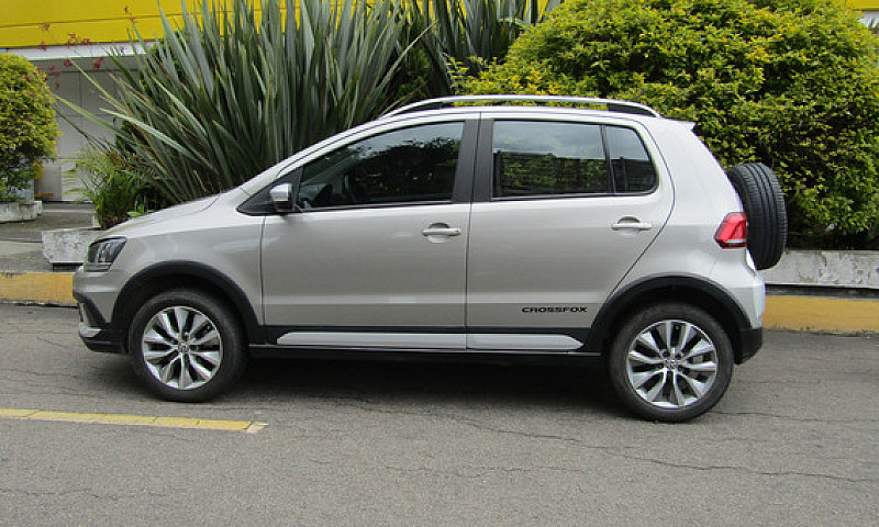 Volkswagen Crossfox ...