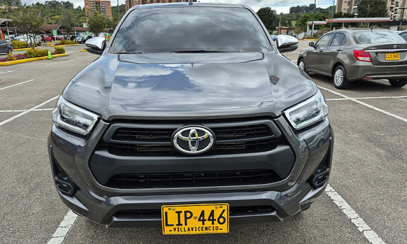 Toyota Hilux 2.4 Dié...