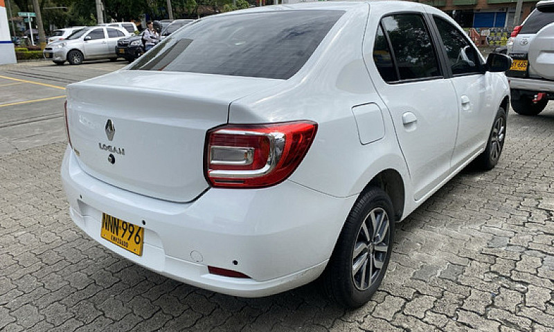 Renault Logan 1.6 Ze...