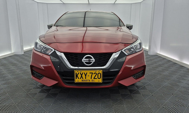 Nissan Versa 1.6 Sen...