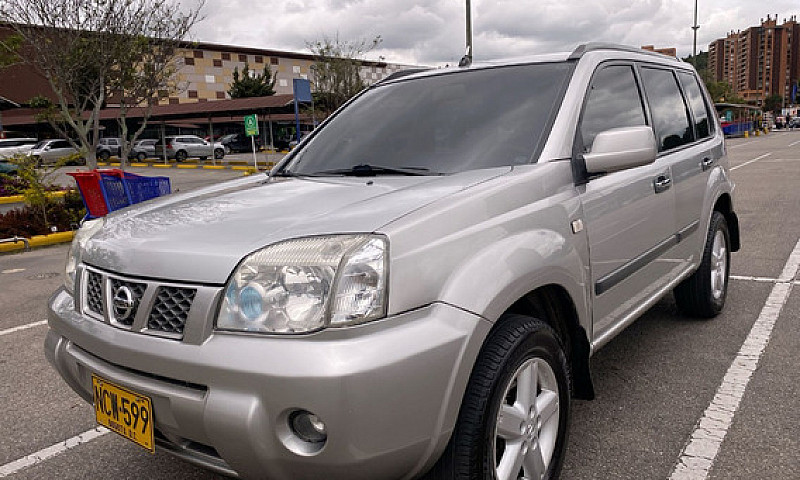 Nissan X-Trail 2.5 S...