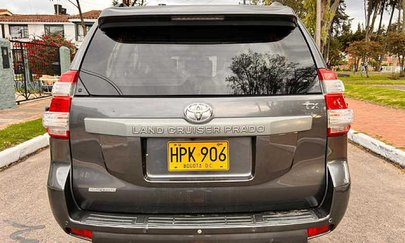 Toyota Prado Tx Blin...